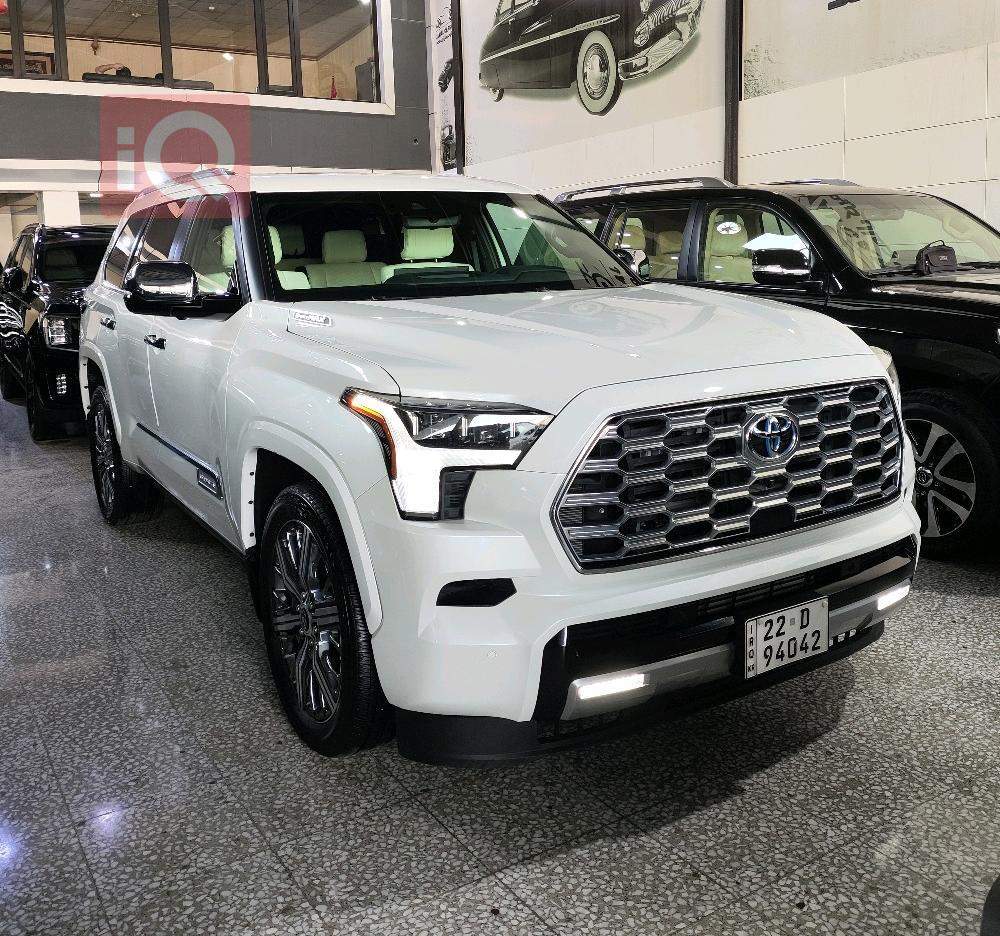 Toyota Sequoia
